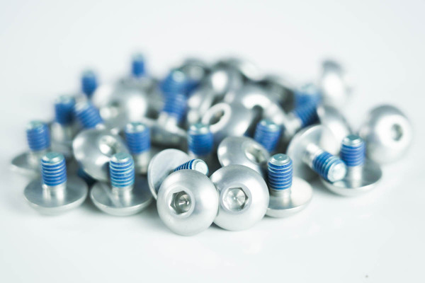 Schrauben-Set 16 tlg. silber