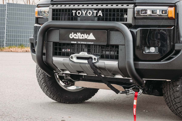 delta4x4_toyota_j25_frontbuegel_fbtoylandcruisb.jpg